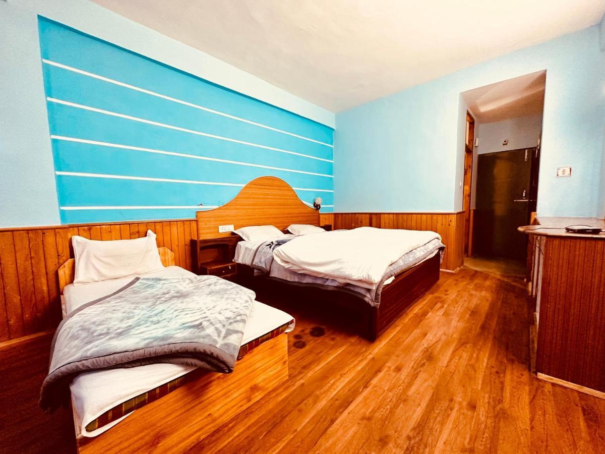 Hotel D Kanchan Manali Екстериор снимка