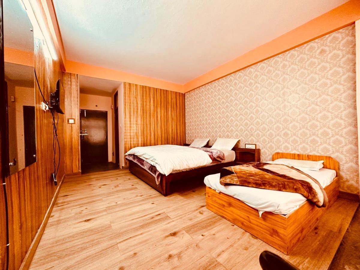 Hotel D Kanchan Manali Екстериор снимка
