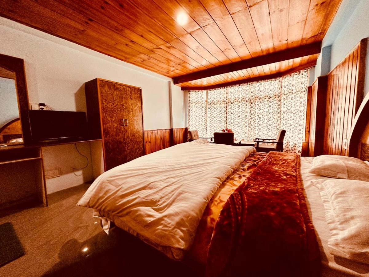 Hotel D Kanchan Manali Екстериор снимка