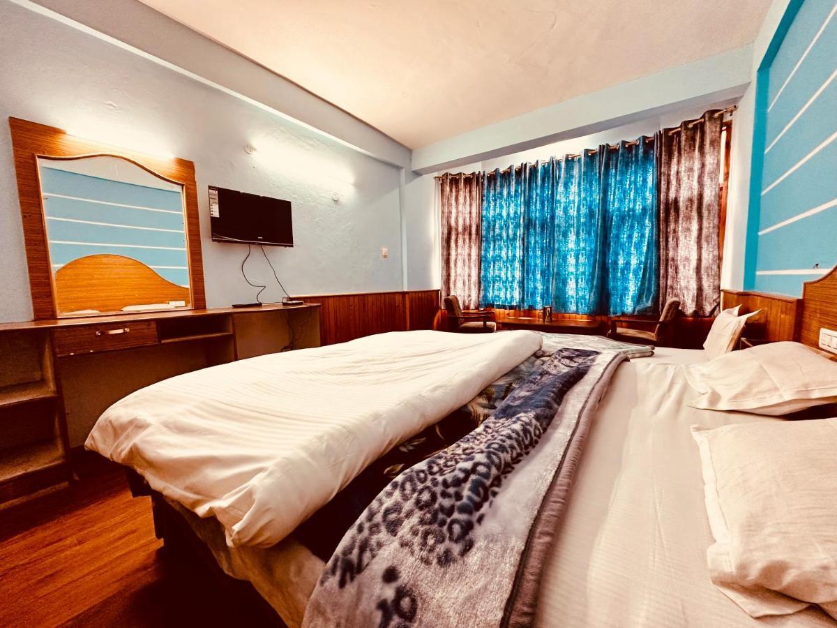 Hotel D Kanchan Manali Екстериор снимка
