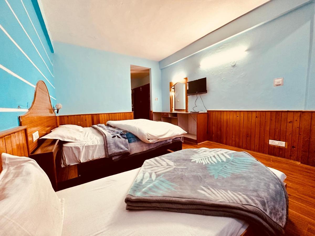 Hotel D Kanchan Manali Екстериор снимка